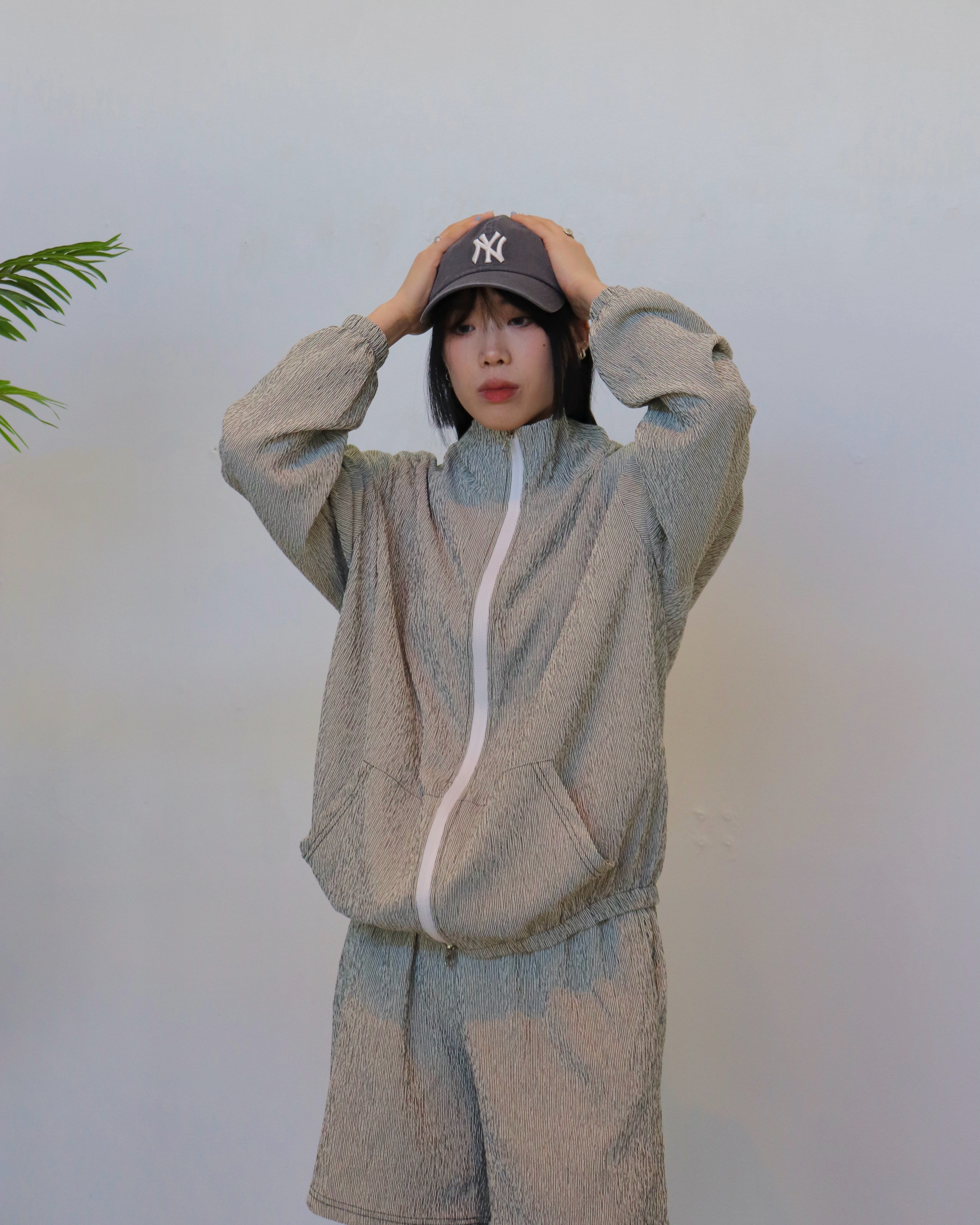 Lightweight Waikiki Jacket - Striped Black